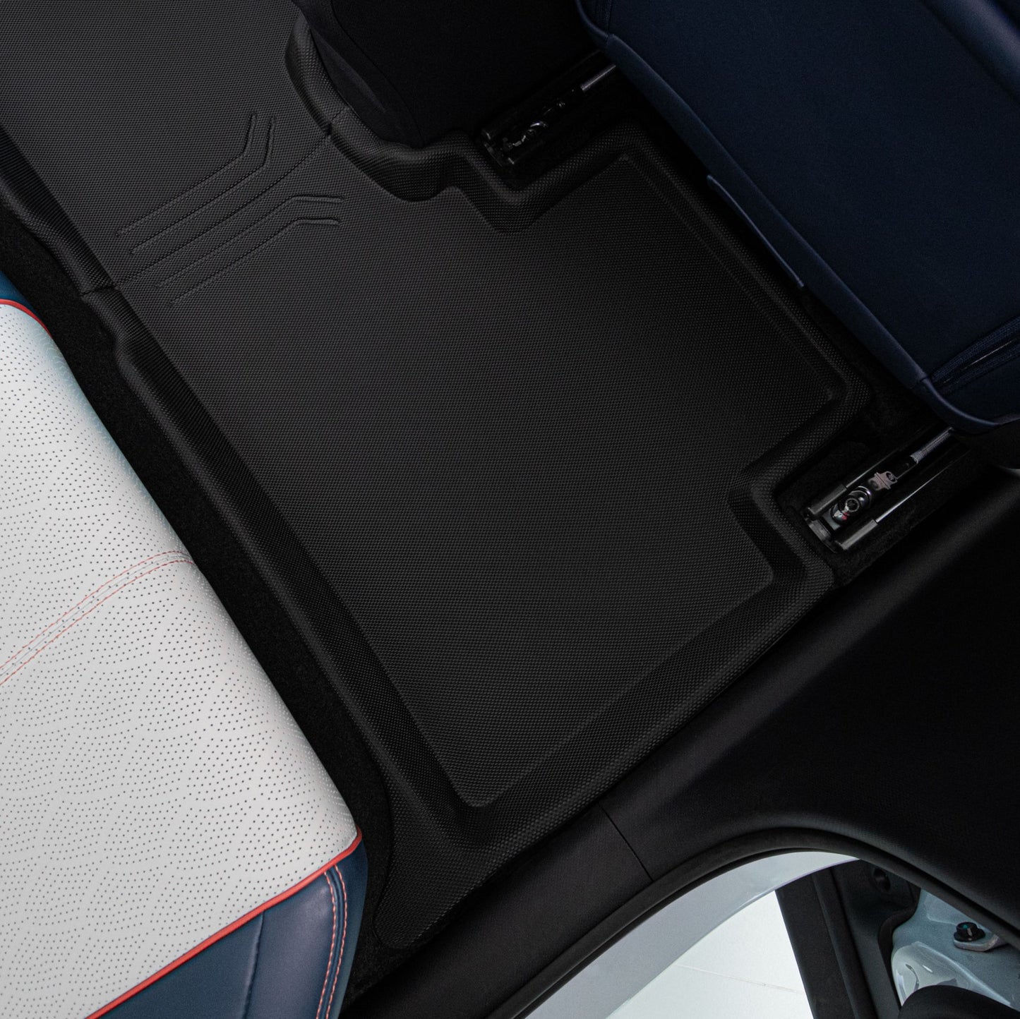 พรมปูพื้นรถยนต์ BYD ATTO 3 10