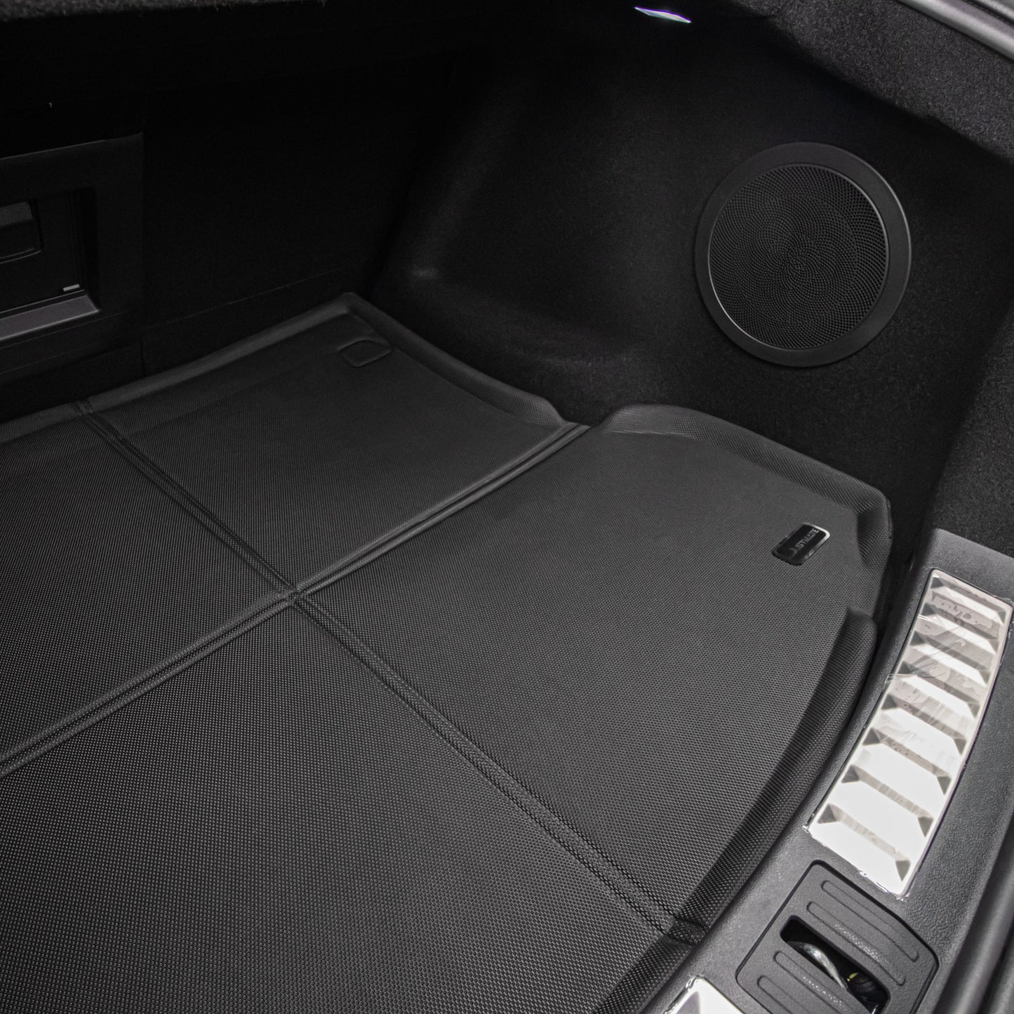 ถาดท้ายรถยนต์ CHANGAN AVATR 11 2