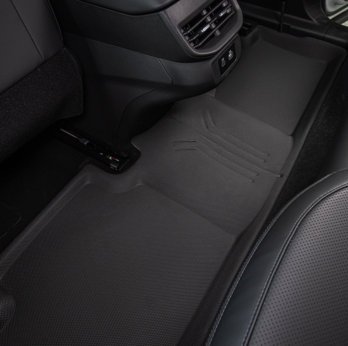พรมปูพื้นรถยนต์ Justmate GWM HAVAL H6 0032