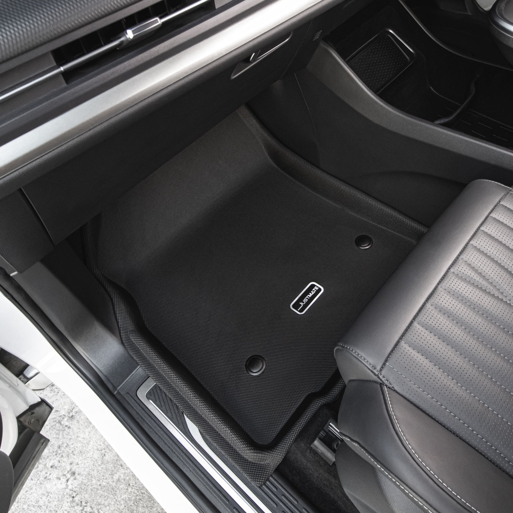 พรมปูพื้นรถยนต์ Justmate MG MAXUS 9 06