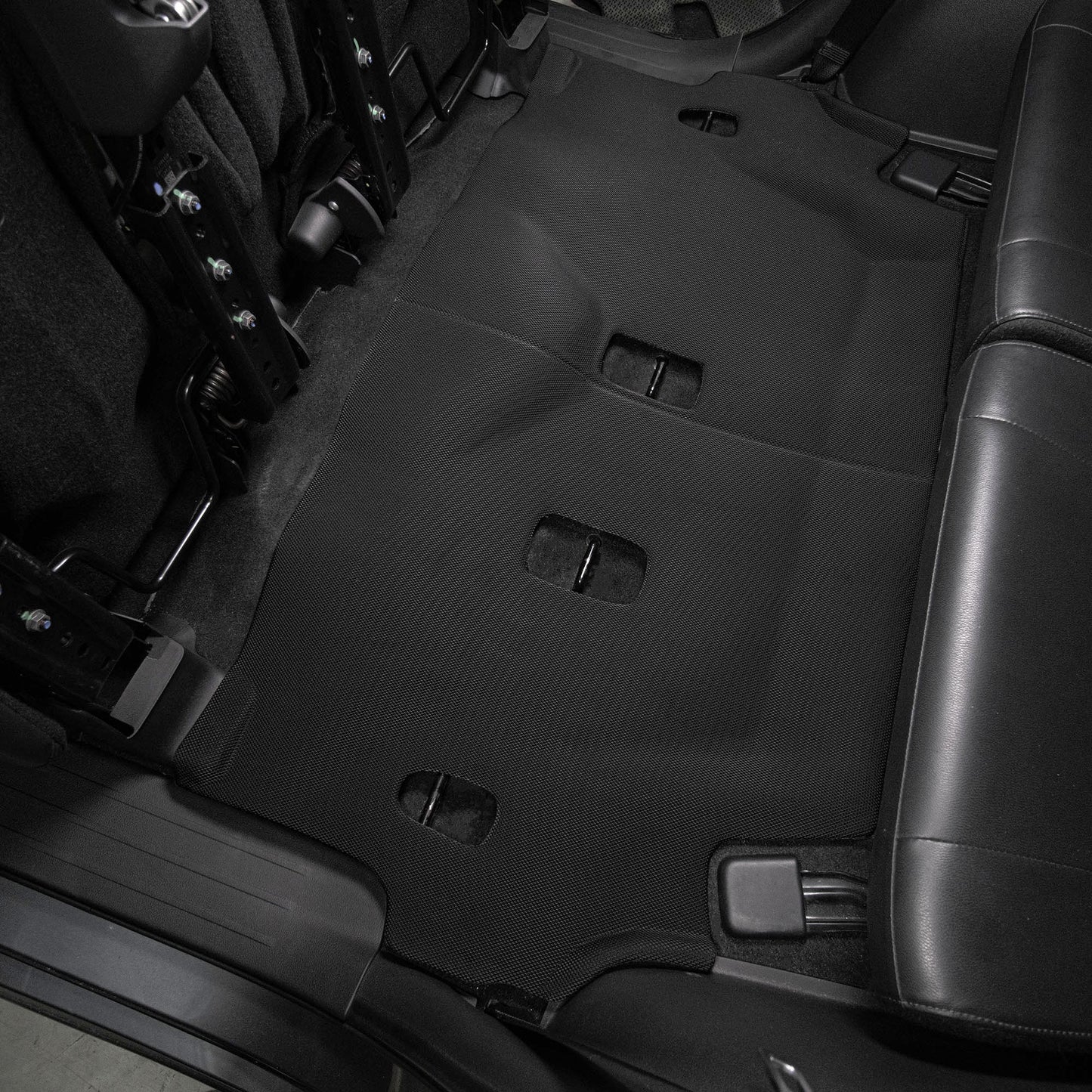 พรมปูพื้นรถยนต์ Justmate MItsubishi xpander 05
