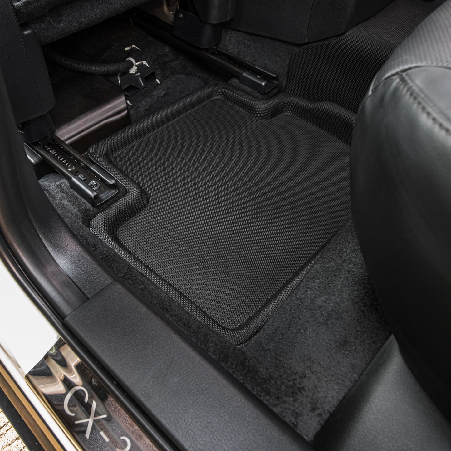 พรมปูพื้นรถยนต์ Justmate Mazda CX30 11