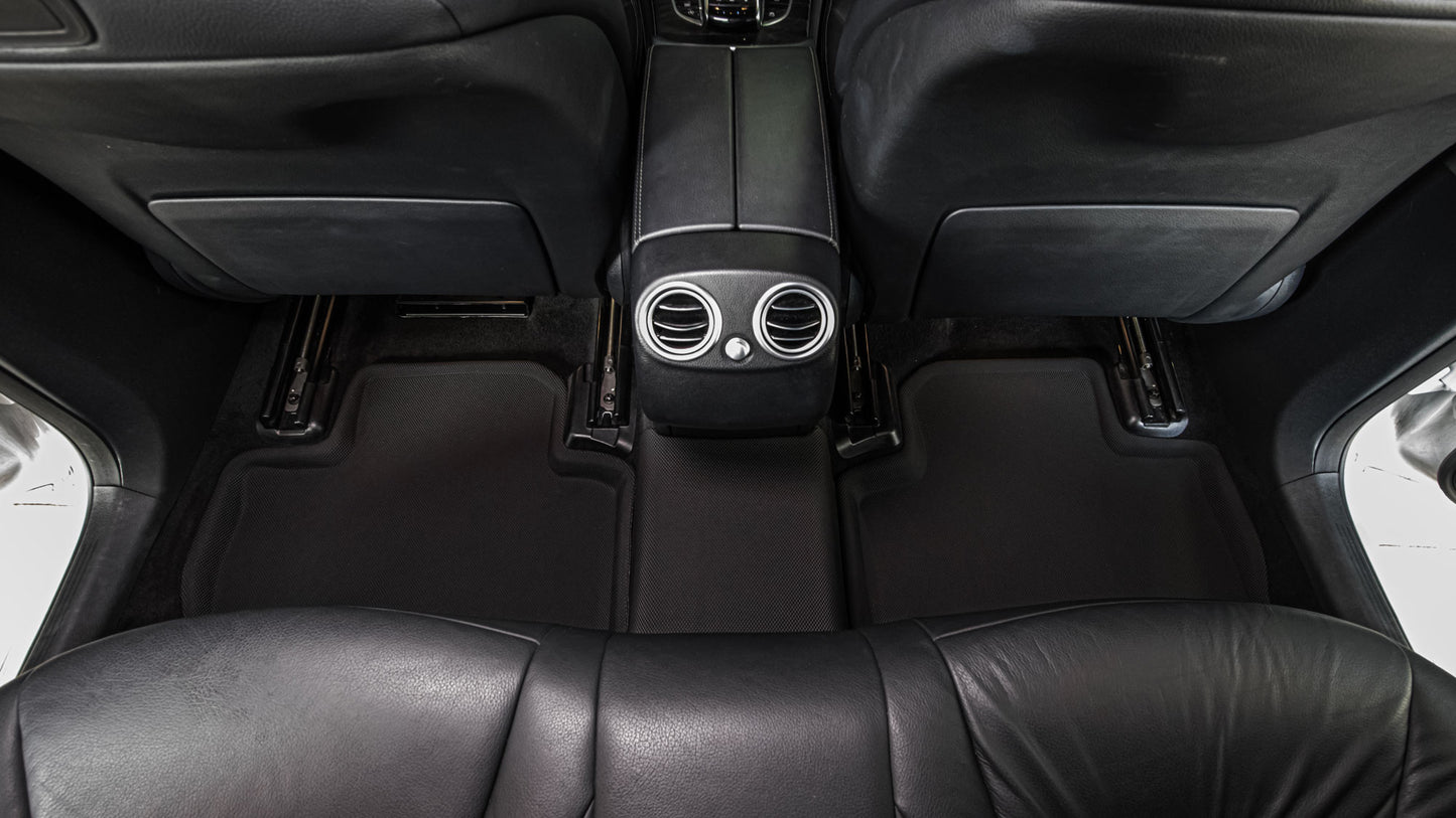 พรมปูพื้นรถยนต์ Justmate Mercedes-Benz GLC X253 2016-2022 250D 300e 09