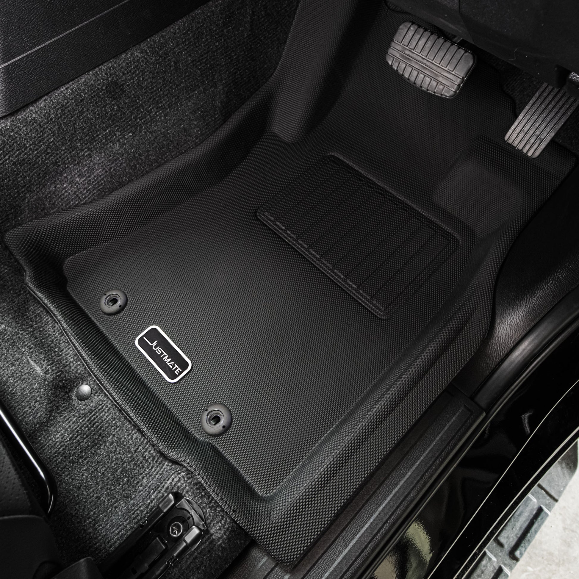 พรมปูพื้นรถยนต์ Justmate Mitsubishi Triton 01