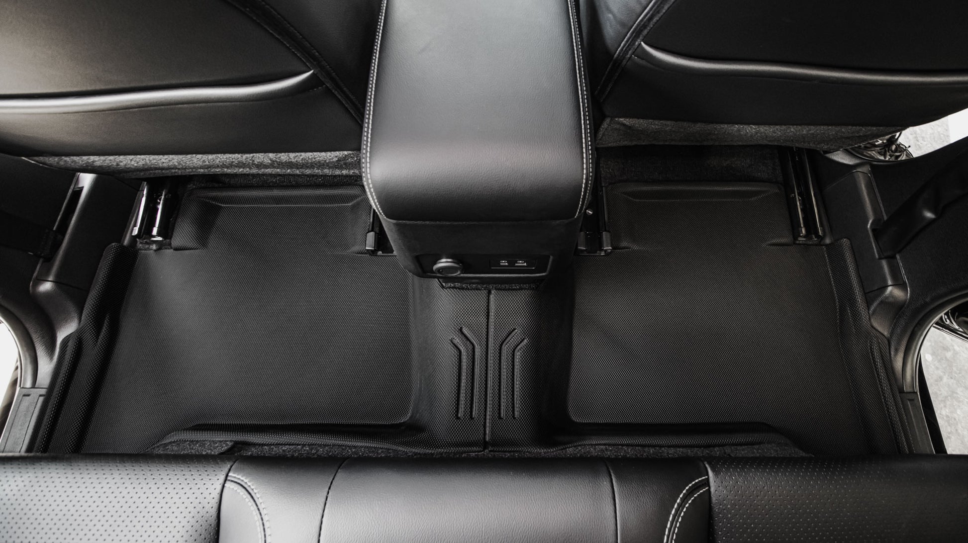 พรมปูพื้นรถยนต์ Justmate Mitsubishi Triton 13