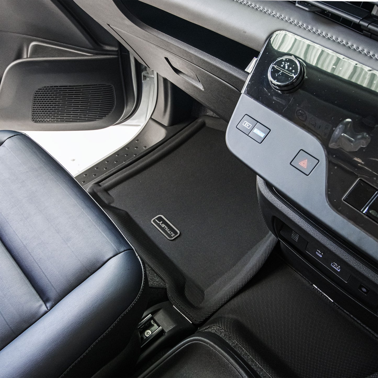 พรมปูพื้นรถยนต์ Justmate NISSAN SERENA e-POWER C28 003