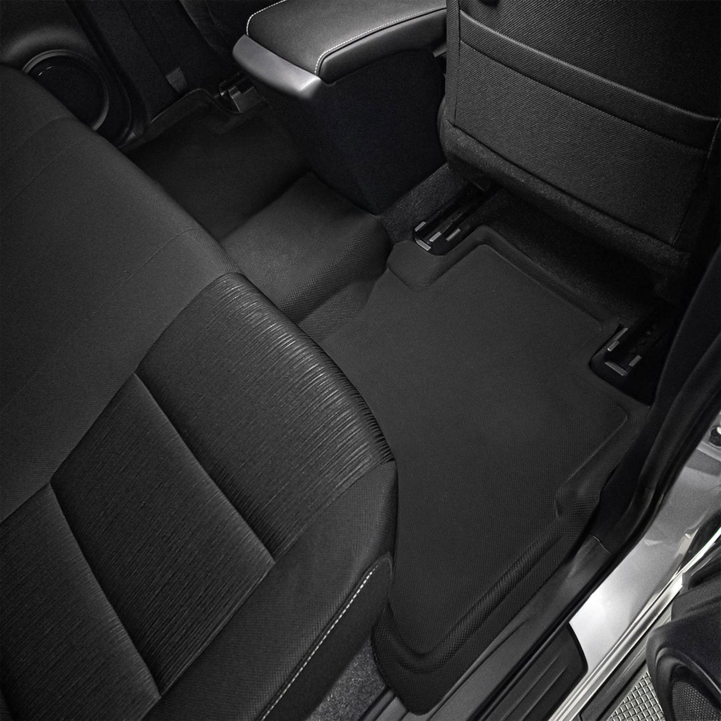 พรมปูพื้นรถยนต์ Justmate TOYOTA REVO 4D MT 02