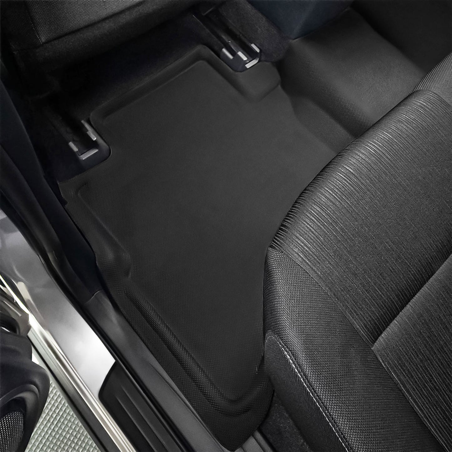 พรมปูพื้นรถยนต์ Justmate TOYOTA REVO 4D MT 03