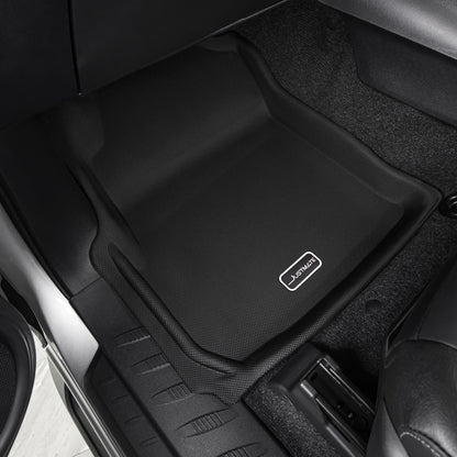 REVO CAB MT [ YEARS. 2020 - 2025 ]