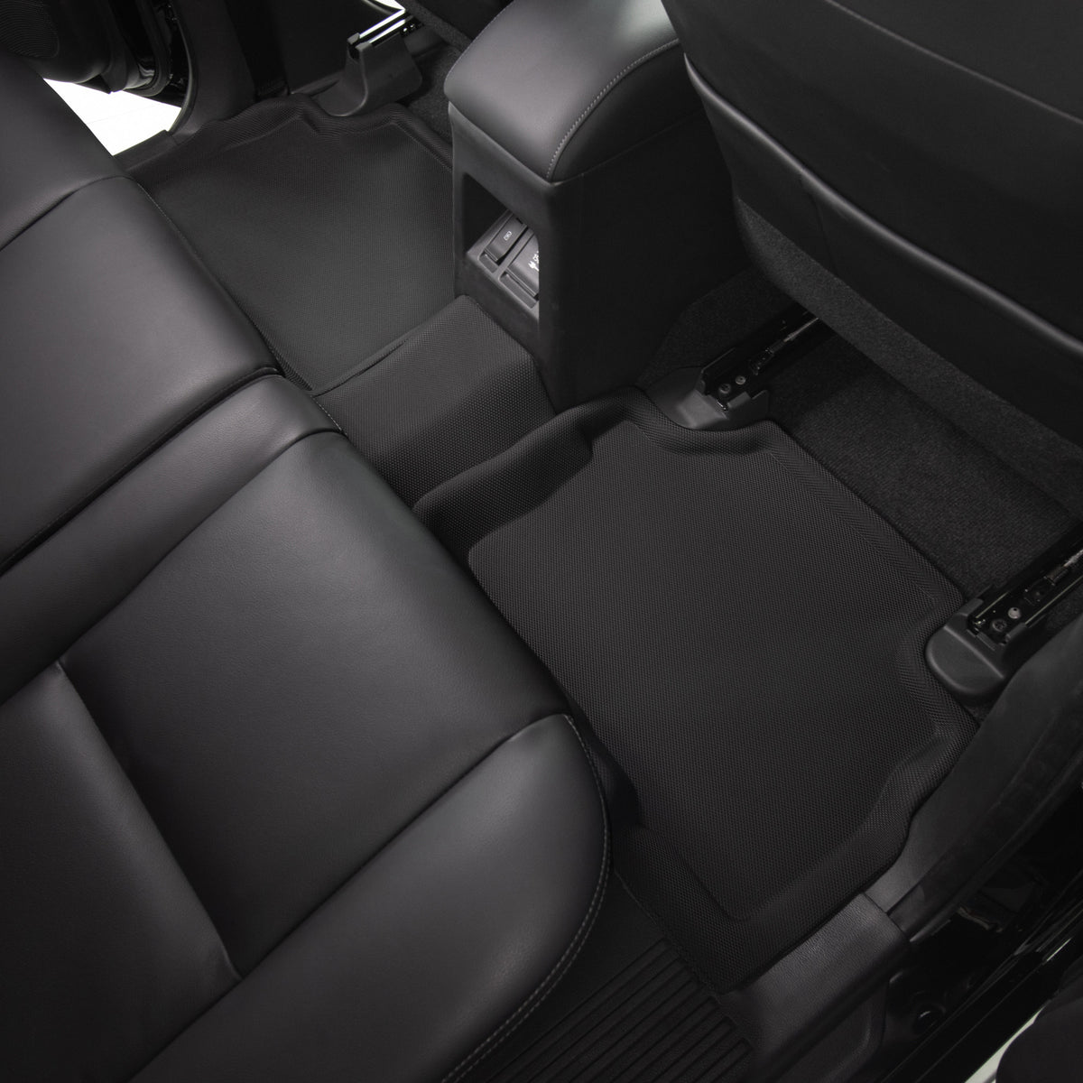 พรมปูพื้นรถยนต์ MITSUBISHI PAJERO [ YEARS. 2015 - 2026 ]