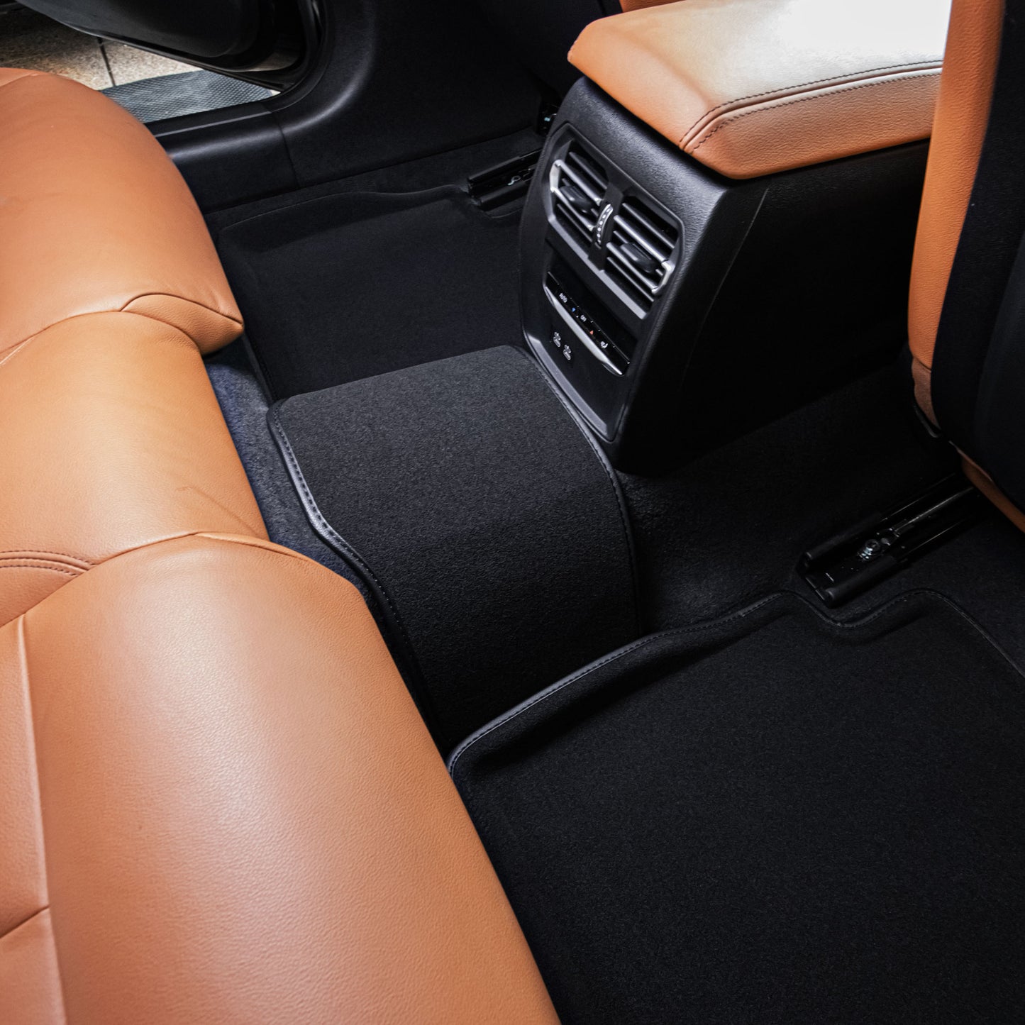 3 SERIES G28 [ YEARS. 2021 - 2027 ] [𝗧𝗔𝗣𝗘𝗧𝗘]