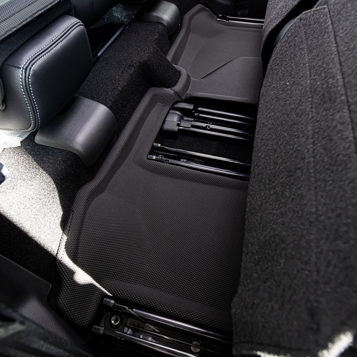 พรมปูพื้นรถยนต์ NISSAN X-TRAIL E-POWER [ YEARS. 2025 - 2030 ] FULLSET