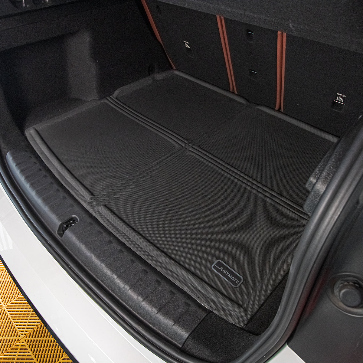 พรมปูพื้นรถยนต์ BMW  iX1 L U12 [ YEARS.2025 - 2030 ] CARGO eDrive20L