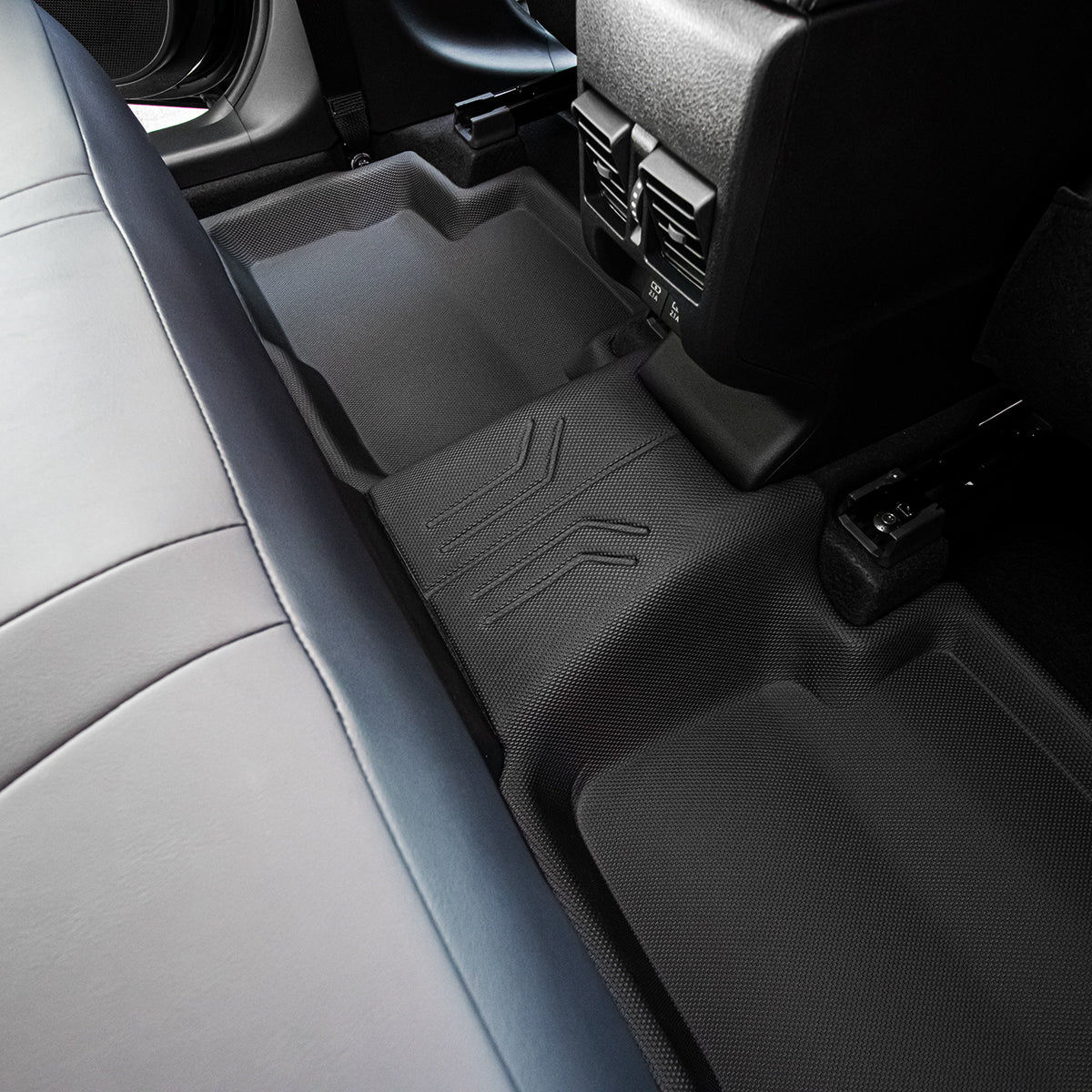 พรมปูพื้นรถยนต์ TOYOTA YARIS ATIV [ YEARS. 2022 - 2026 ] HYBRID (HEV)