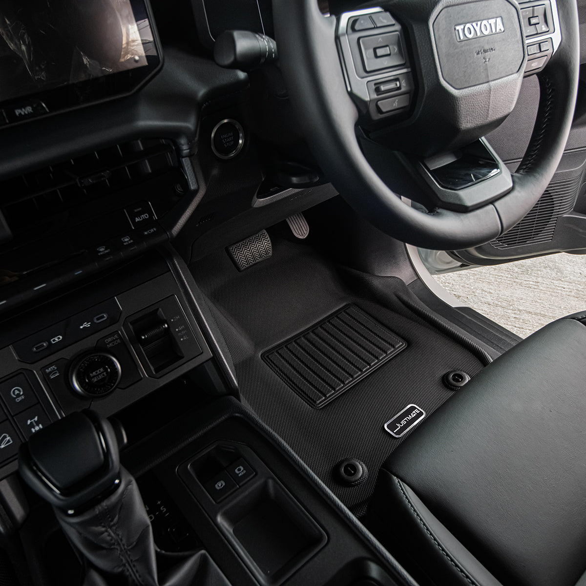 พรมปูพื้นรถยนต์ TOYOTA HILUX TRAVO SINGLE CAB AT [ YEARS. 2025 - 2035 ]