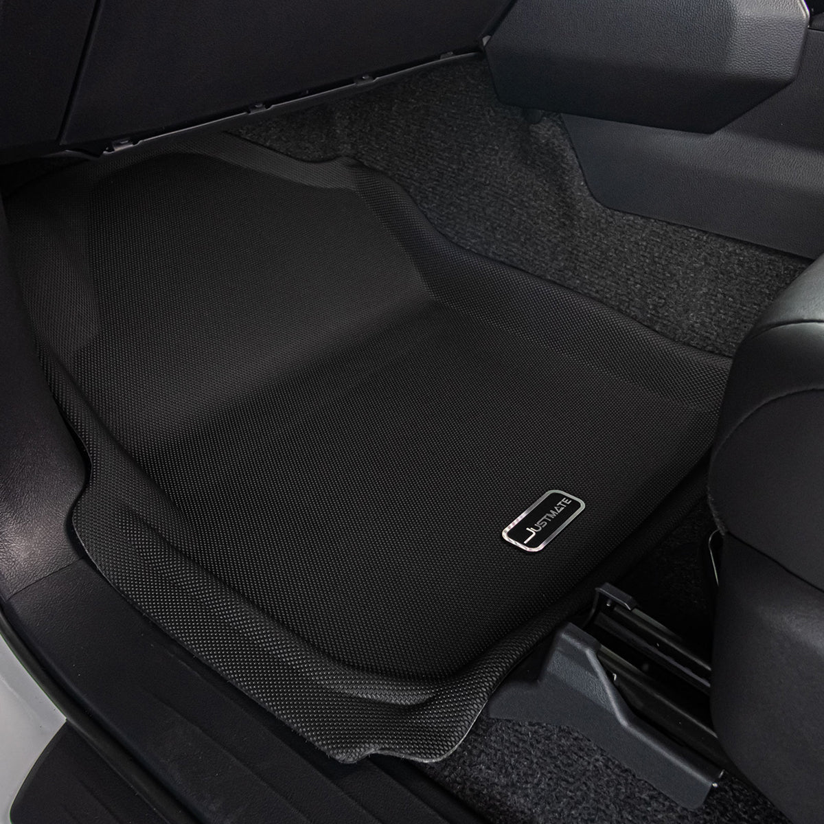 พรมปูพื้นรถยนต์ TOYOTA REVO CAB MT [ YEARS. 2020 - 2025 ]