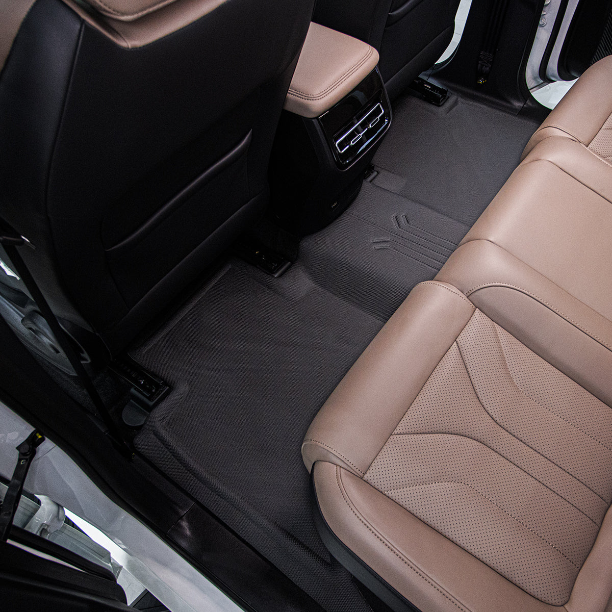 พรมปูพื้นรถยนต์ CHANGAN DEEPAL HUNTER K50 [ YEARS.2025 - 2028 ]