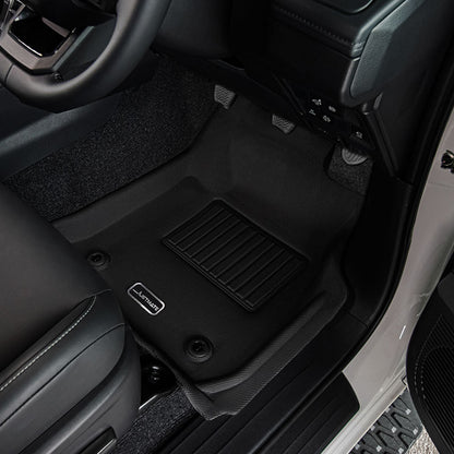 พรมปูพื้นรถยนต์ TOYOTA HILUX TRAVO CAB MT [ YEARS. 2025 - 2035 ]