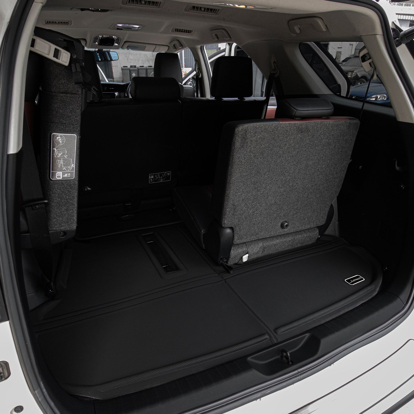FORTUNER [ YEARS. 2015 - 2025 ] CARGO