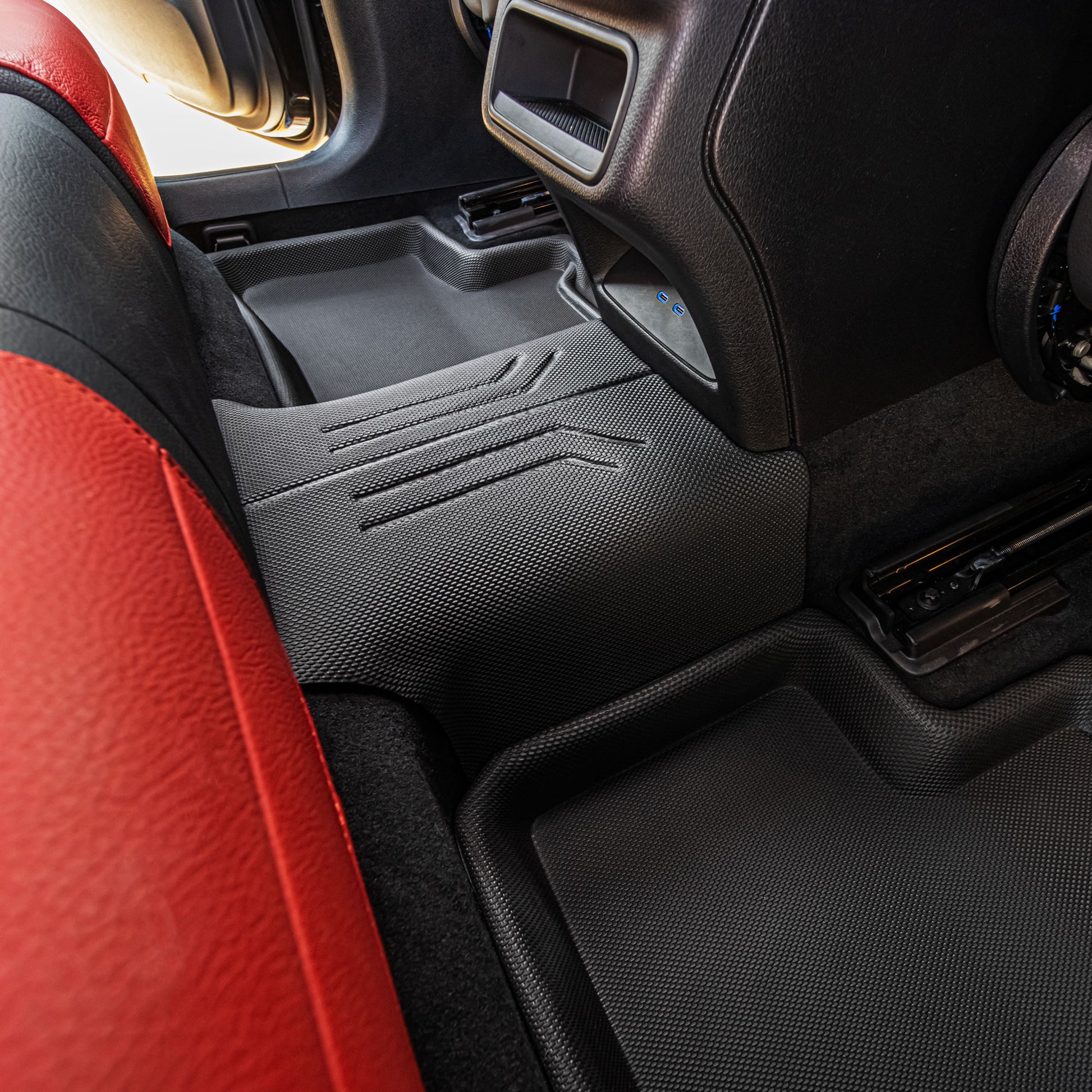 พรมปูพื้นรถยนต์ Justmate BENZ GLC-CLASS X254/C254 05