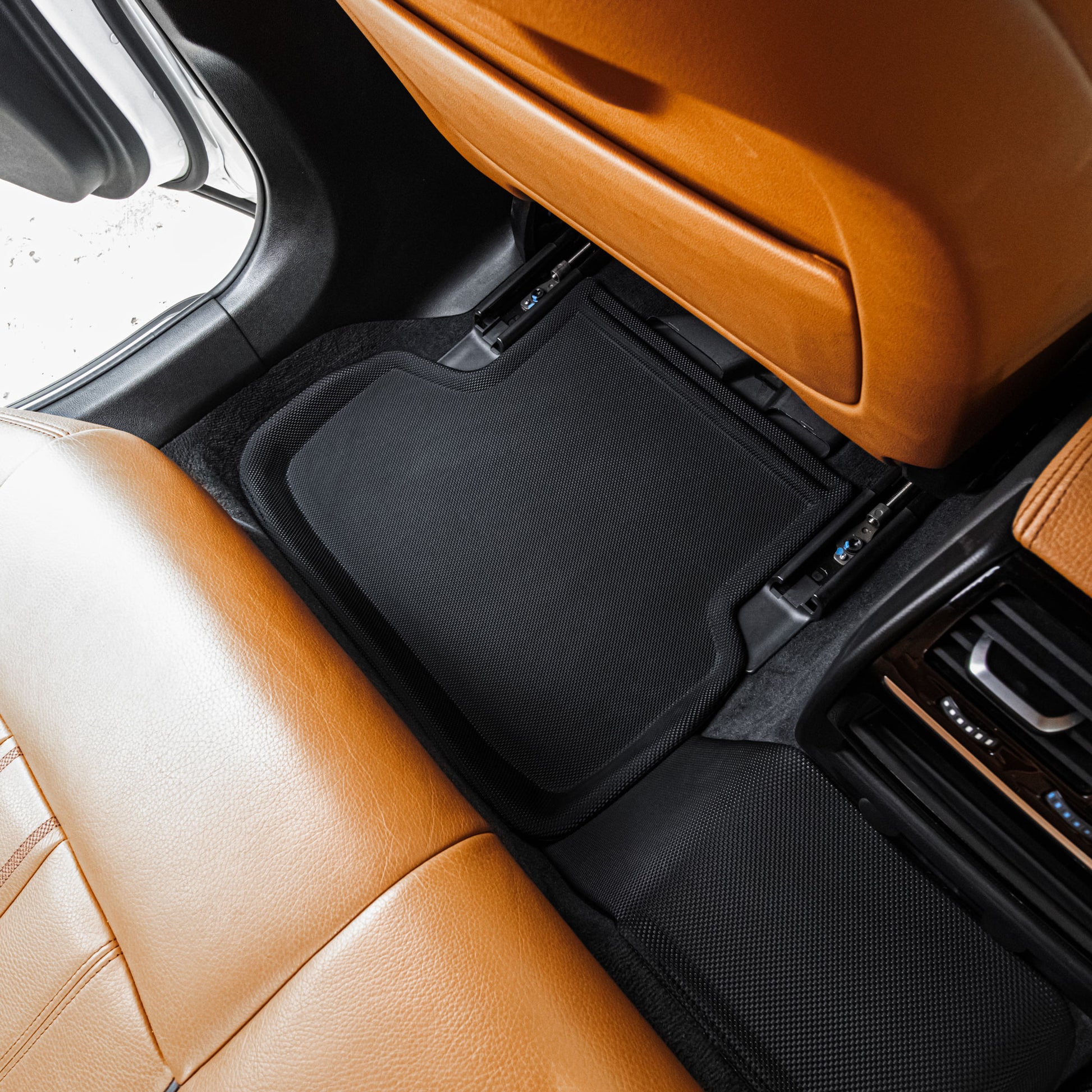 พรมปูพื้นรถยนต์ Justmate BMW G30 5 SERIES 520d, 530e 09