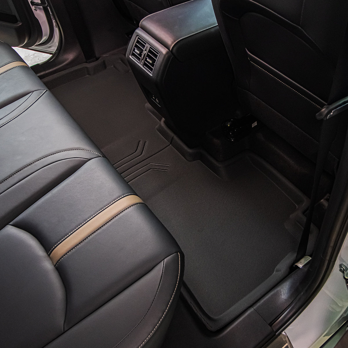 พรมปูพื้นรถยนต์ Justmate Mitsubishi X-Force 005