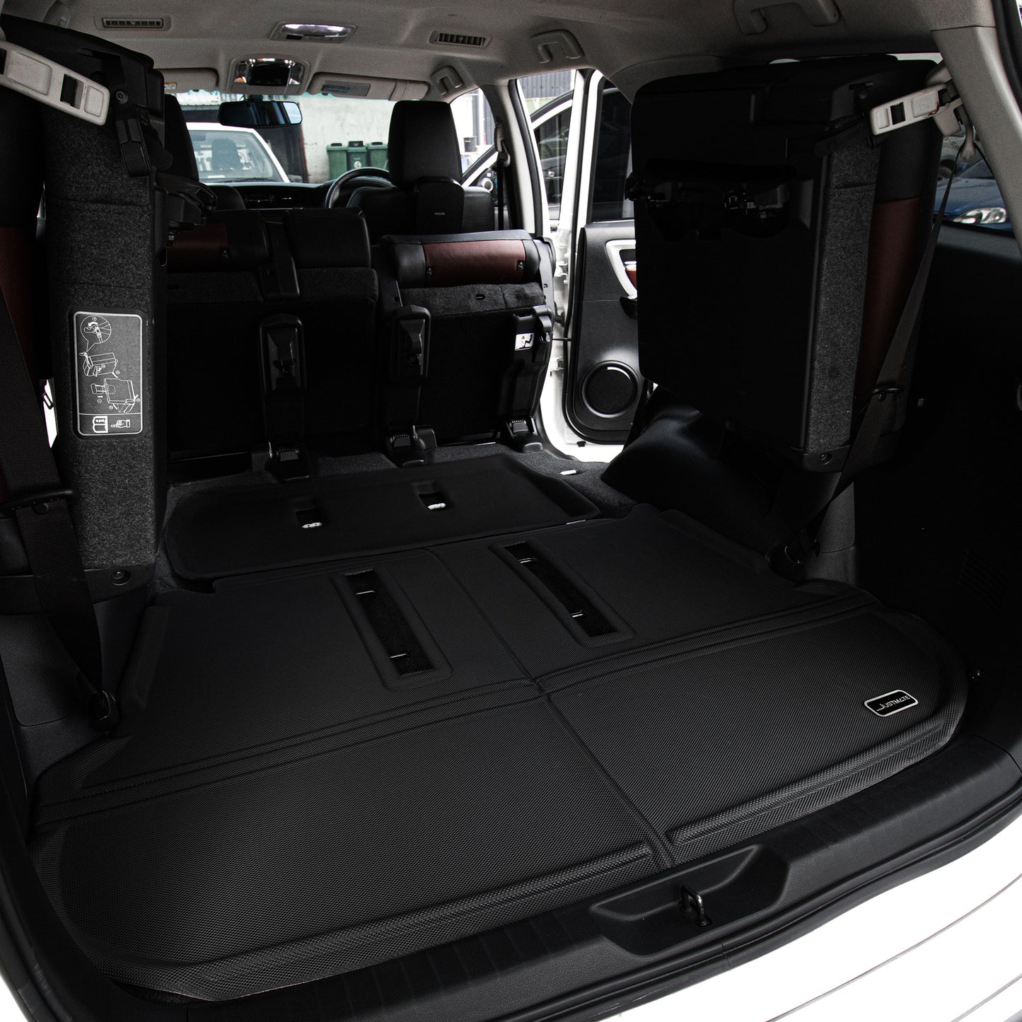 ถาดท้ายรถยนต์ Justmate TOYATA FORTUNER 26