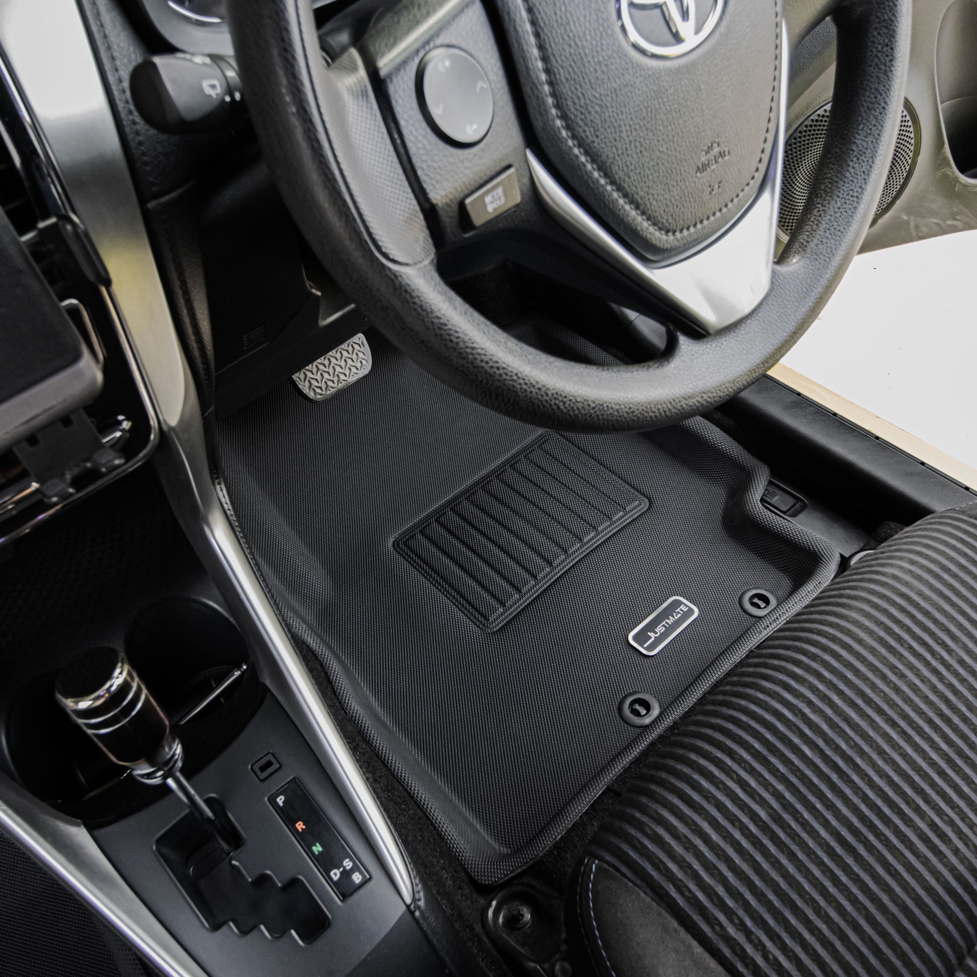 พรมปูพื้นรถยนต์ Justmate TOYOTA YARIS 03