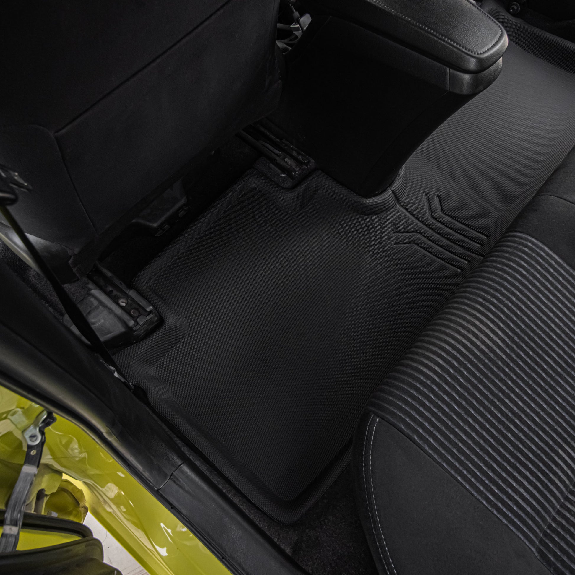 พรมปูพื้นรถยนต์ Justmate TOYOTA YARIS 05