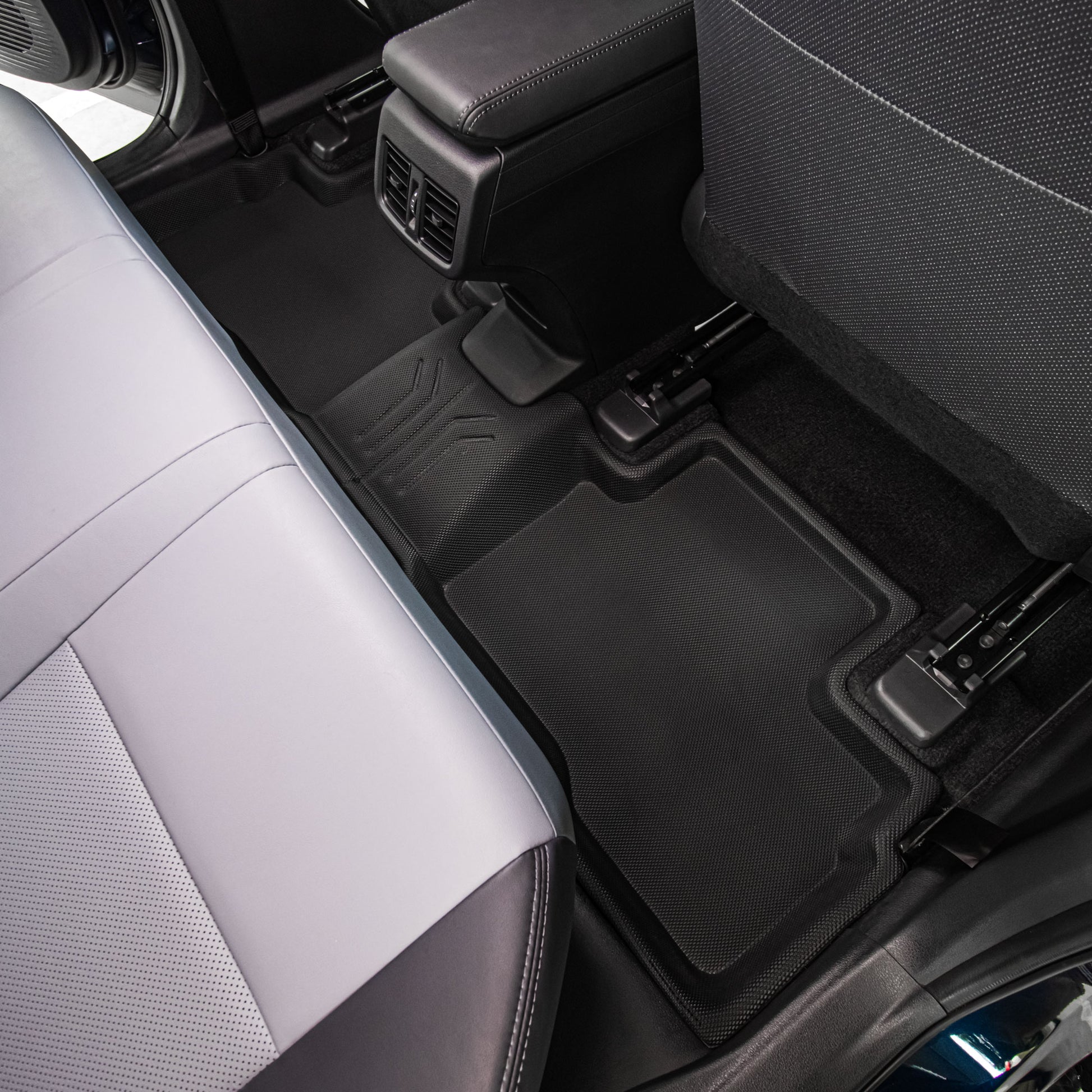 พรมปูพื้นรถยนต์ Justmate Toyota yaris cross .12
