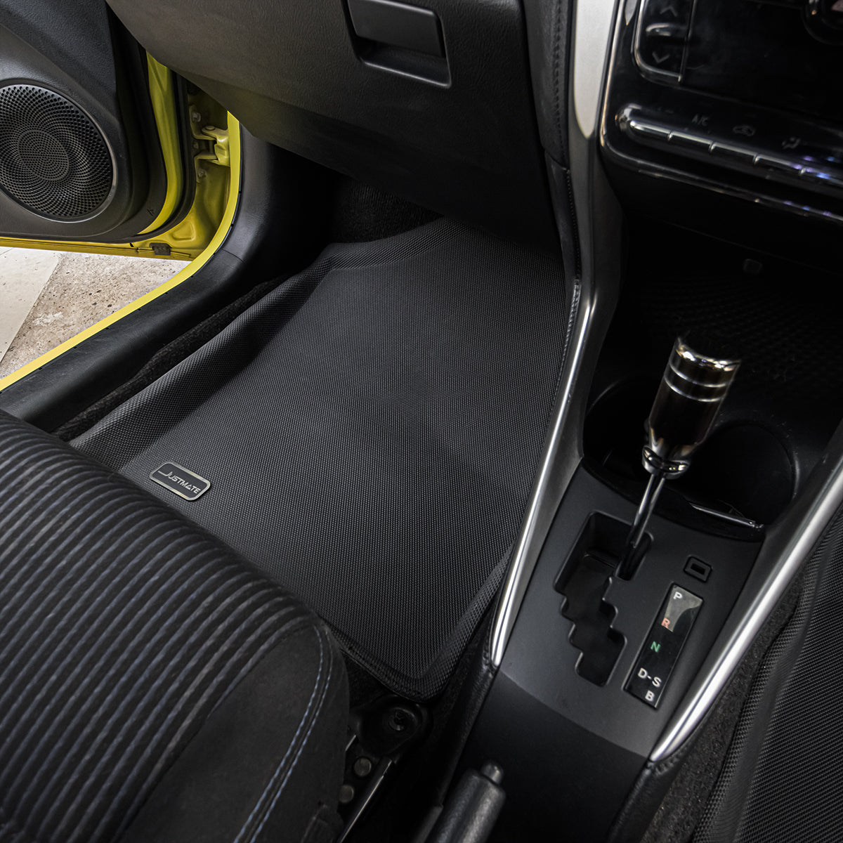 พรมปูพื้นรถยนต์ TOYOTA YARIS/VIOS 04