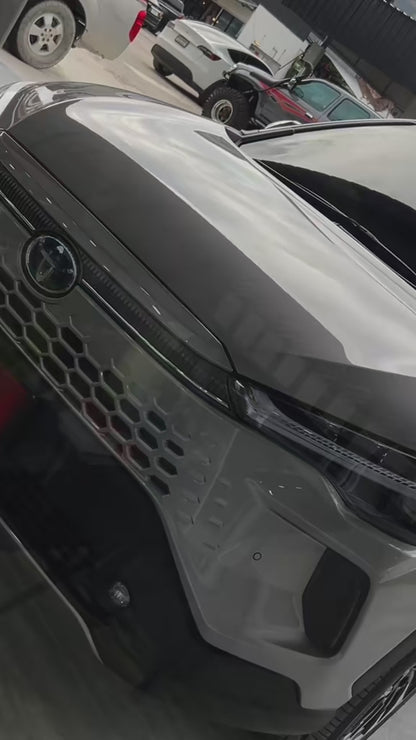 พรมปูพื้นรถยนต์ TOYOTA CROSS [ YEARS. 2020 - 2026 ]